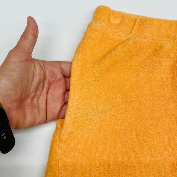 NWT Kaveah Size M (10-12) Apricot Terry Cloth Pocket Shorts - Picture 2 of 3